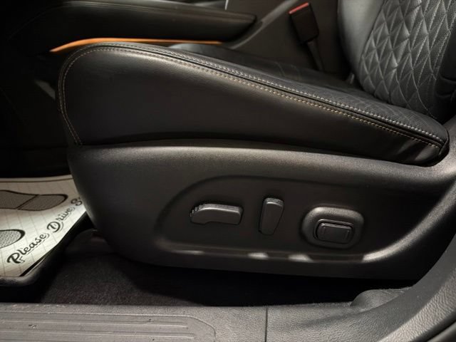 Used 2022 Nissan Murano Platinum w/ Cargo Package FWD image 13