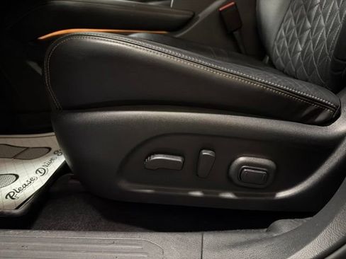 Used 2022 Nissan Murano Platinum w/ Cargo Package FWD image 13