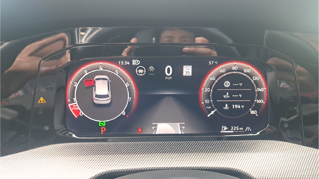 Used 2025 Volkswagen GTI SE FWD image 19