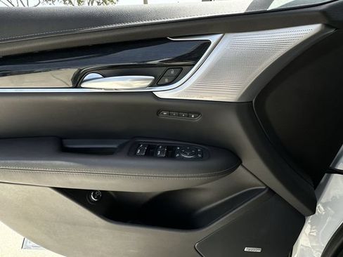 Certified 2024 Cadillac XT5 Premium Luxury w/ Technology Package FWD image 21
