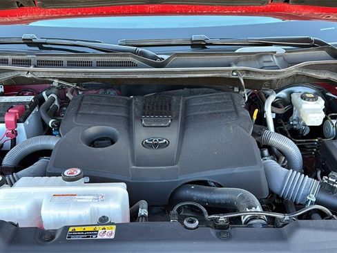 Used 2024 Toyota Tundra Limited image 32