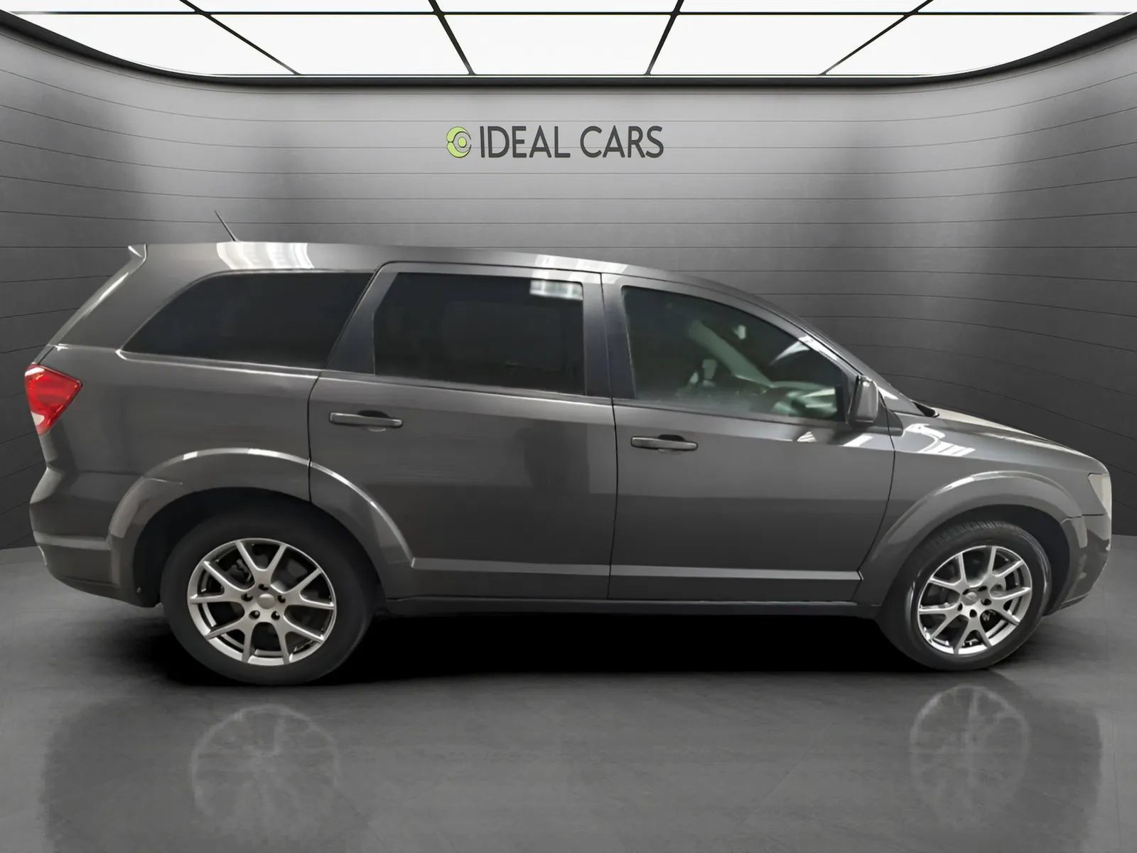 Used 2017 Dodge Journey GT FWD image 4