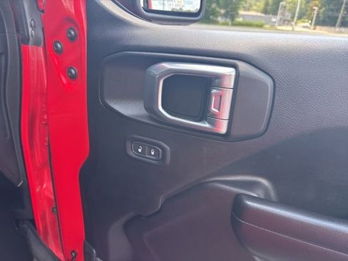 Used 2021 Jeep Wrangler Unlimited Sport image 12