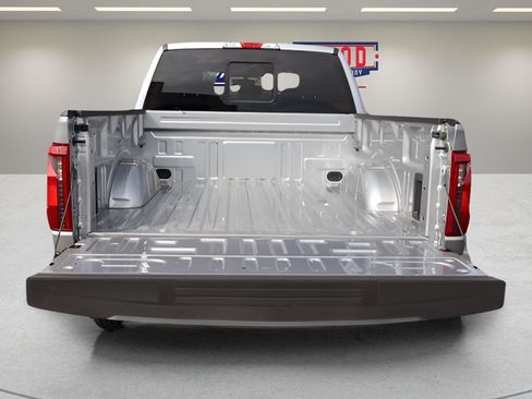 New 2026 Ford F150 XLT w/ Equipment Group 302A MID AWD/4WD image 9
