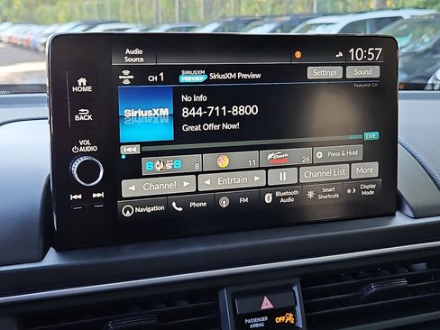 Used 2023 Honda Pilot Elite image 18