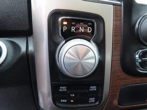 Used 2017 RAM 1500 Laramie image 36