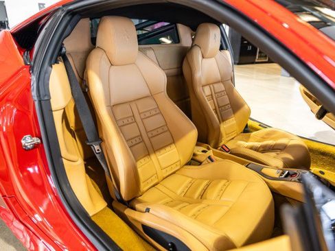 Used 2010 Ferrari 458 Italia Coupe RWD image 38