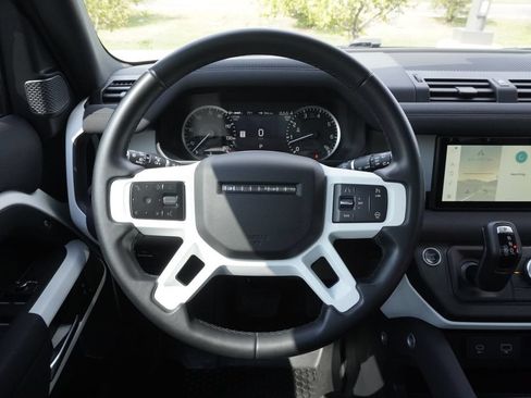 Used 2023 Land Rover Defender 110 S AWD/4WD image 10