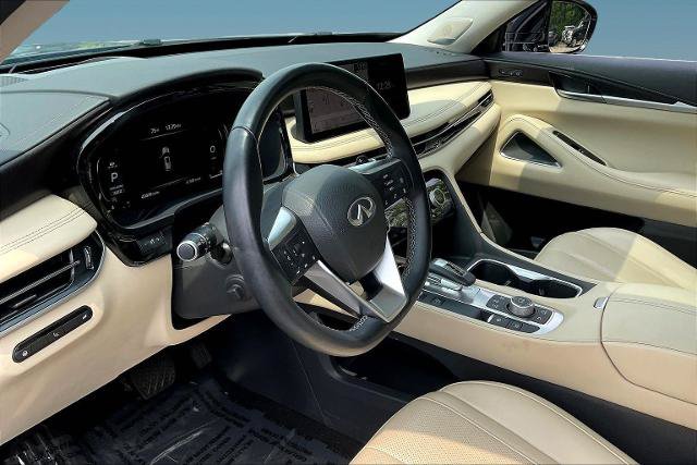 Certified 2023 INFINITI QX60 Sensory w/ Vision Package AWD/4WD image 16