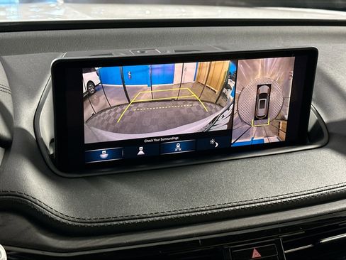 Used 2023 Acura MDX Advance image 25