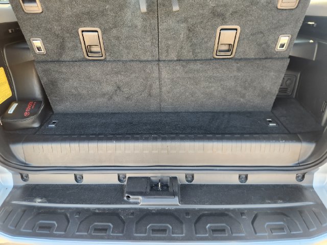 Used 2024 Toyota 4Runner SR5 Premium w/ Moonroof Package RWD image 33