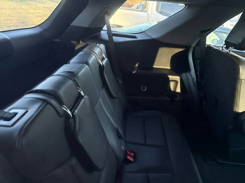 Used 2023 Ford Explorer XLT w/ Equipment Group 202A image 29