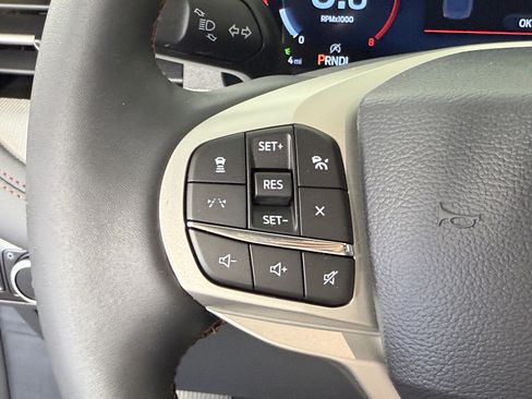 New 2026 Ford Explorer Active w/ Active Comfort Package RWD image 24