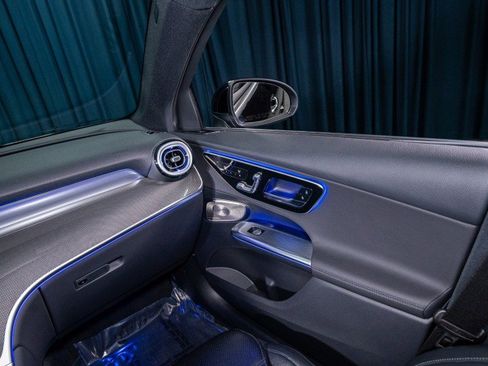 New 2026 Mercedes-Benz GLC 300 image 23