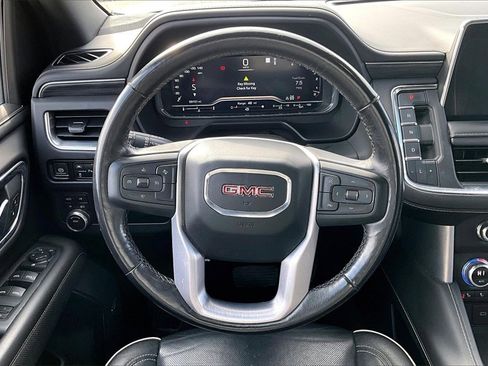 Used 2023 GMC Yukon SLT image 5