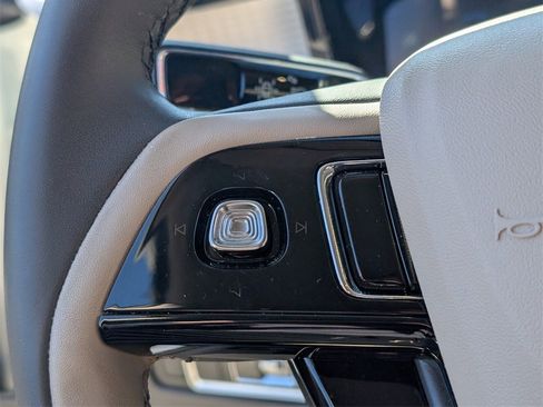 Used 2023 Lincoln Corsair FWD image 24