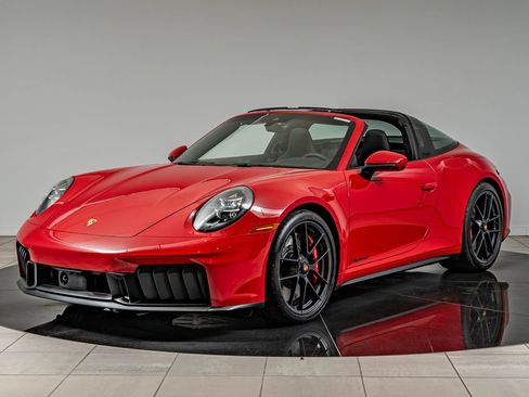 Used 2026 Porsche 911 Targa 4 GTS AWD/4WD image 12