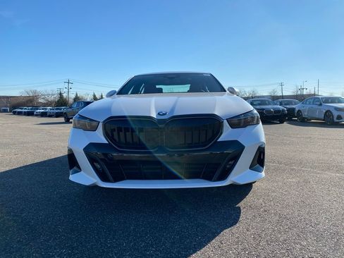 New 2026 BMW 530i xDrive image 2