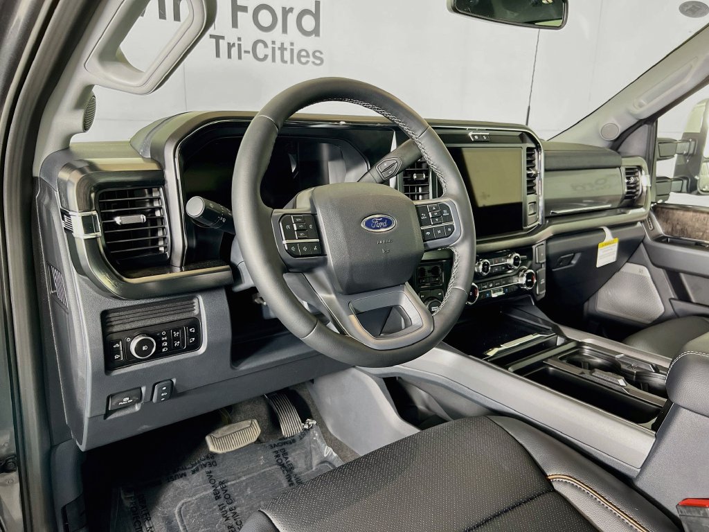 New 2026 Ford F350 Lariat w/ Chrome Package AWD/4WD image 3