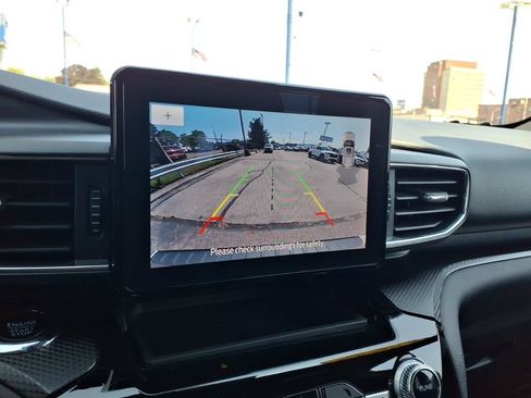Certified 2024 Ford Explorer ST-Line w/ Class IV Trailer Tow Package AWD/4WD image 22