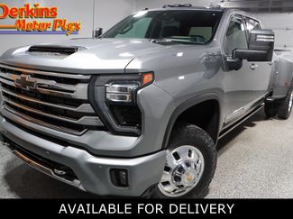 Used 2024 Chevrolet Silverado 3500 High Country w/ High Country Premium Package AWD/4WD video 1
