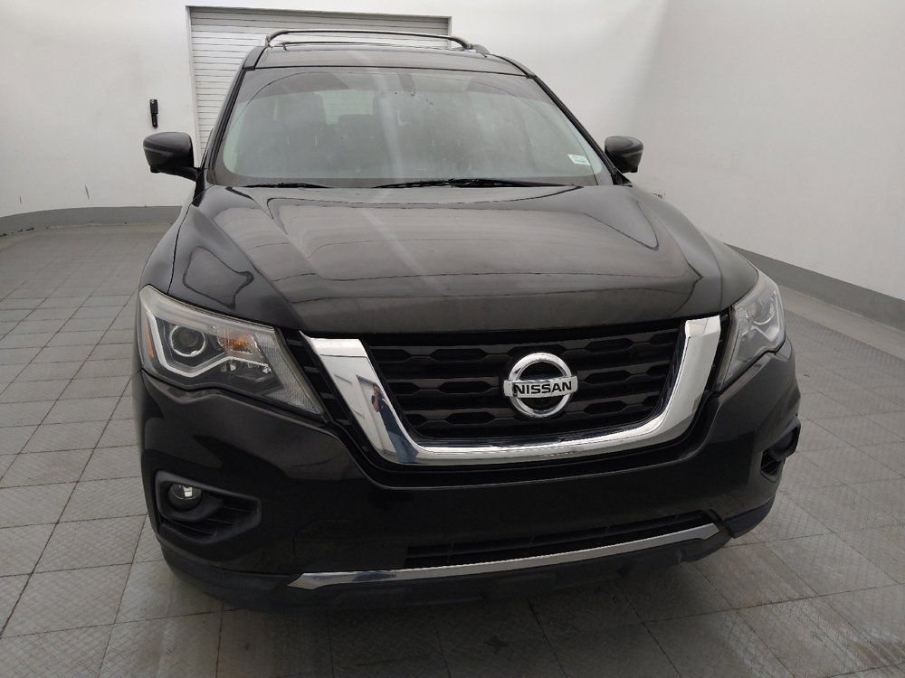 Used 2017 Nissan Pathfinder Platinum FWD image 14
