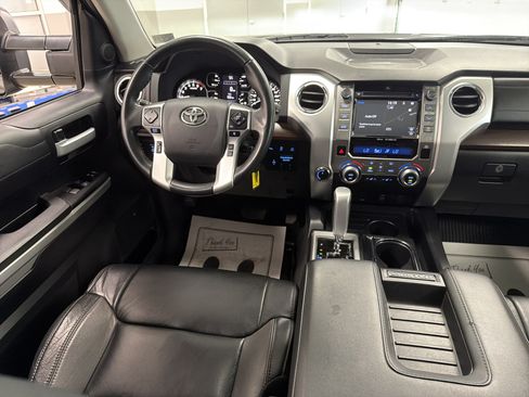 Used 2018 Toyota Tundra Limited w/ Limited Premium Package AWD/4WD image 14