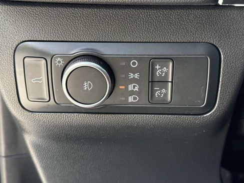 Used 2022 Ford Escape SEL FWD image 42