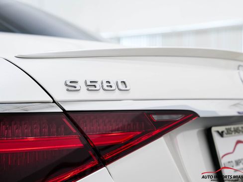 Used 2022 Mercedes-Benz S 580 4MATIC Sedan image 19