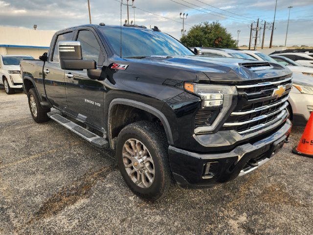 Used 2025 Chevrolet Silverado 2500 LTZ w/ Z71 Chrome Sport Edition AWD/4WD image 1