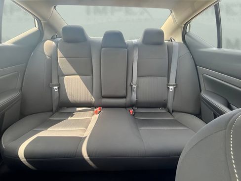 Used 2026 Nissan Altima 2.5 SV FWD image 6