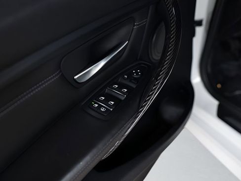 Used 2016 BMW M3 RWD image 27