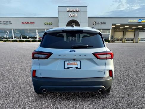 Used 2025 Ford Escape ST-Line Select AWD/4WD image 4