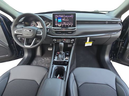 New 2026 Jeep Compass Latitude AWD/4WD image 34