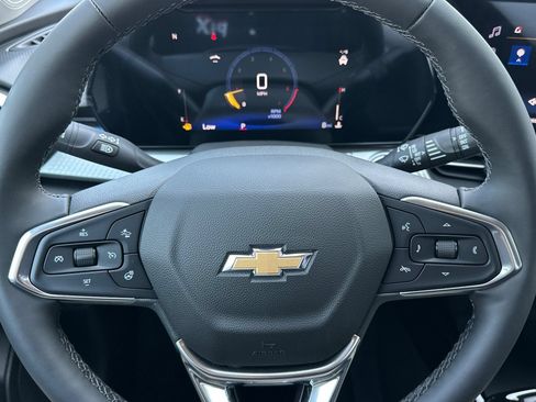 New 2026 Chevrolet Trax LT w/ Driver Confidence Package FWD image 23