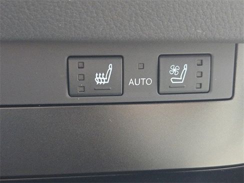 Certified 2025 Lexus ES 300h w/ Premium Package image 19