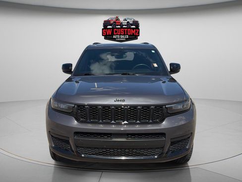 Used 2023 Jeep Grand Cherokee L Laredo AWD/4WD image 2