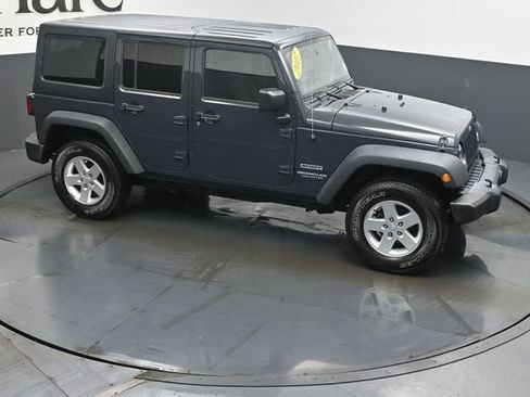 Used 2017 Jeep Wrangler Unlimited Sport w/ Quick Order Package 24S image 35