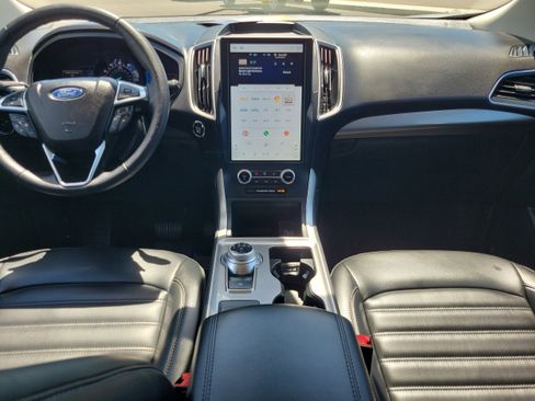 Certified 2023 Ford Edge SEL w/ Convenience Package AWD/4WD image 15