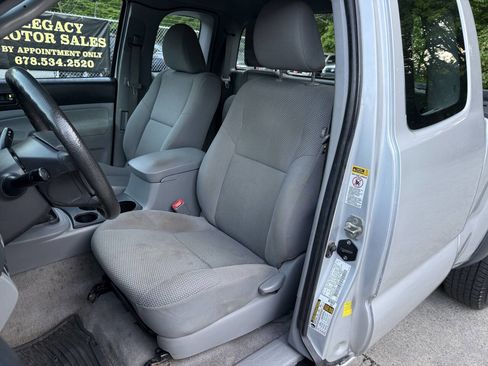 Used 2010 Toyota Tacoma 4x4 Access Cab image 14
