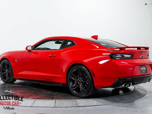 Used 2016 Chevrolet Camaro SS RWD image 14