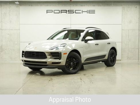 Certified 2019 Porsche Macan AWD/4WD image 1