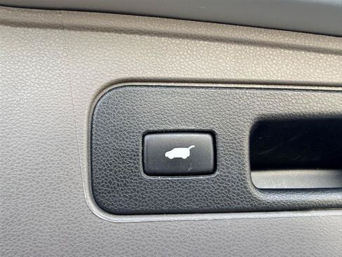 Used 2014 Honda Odyssey EX-L image 21