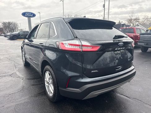 Used 2024 Ford Edge SEL w/ Convenience Package image 9