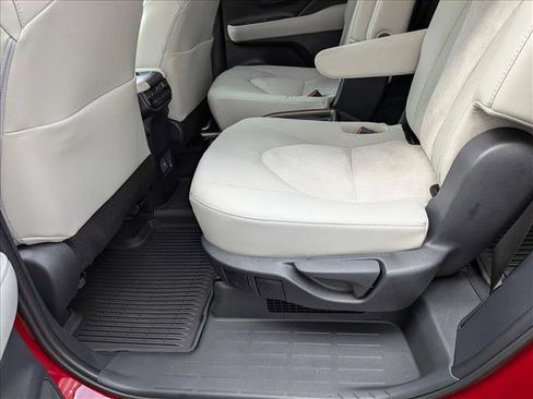 New 2026 Toyota Grand Highlander AWD Hybrid image 15