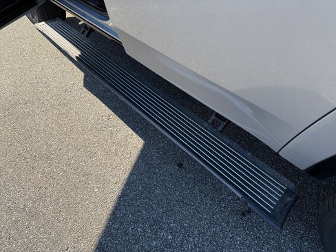 New 2026 Jeep Grand Wagoneer L Limited image 8