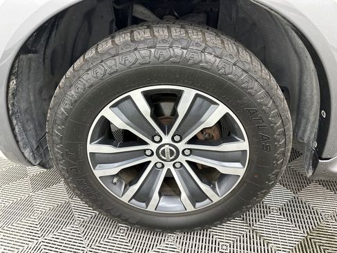 Used 2019 Nissan Armada SL w/ Premium Package AWD/4WD image 13