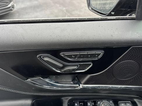 New 2026 Lincoln Corsair Grand Touring AWD/4WD image 12