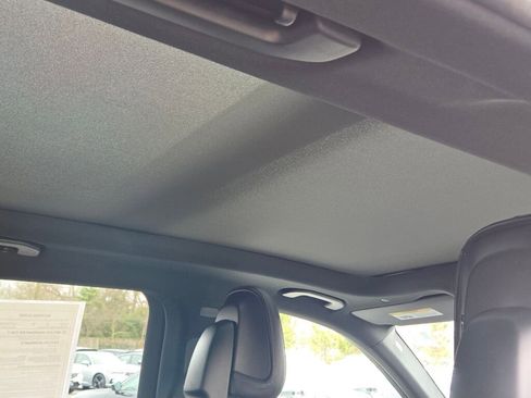 Used 2023 Mercedes-Benz GLC 300 4MATIC image 13