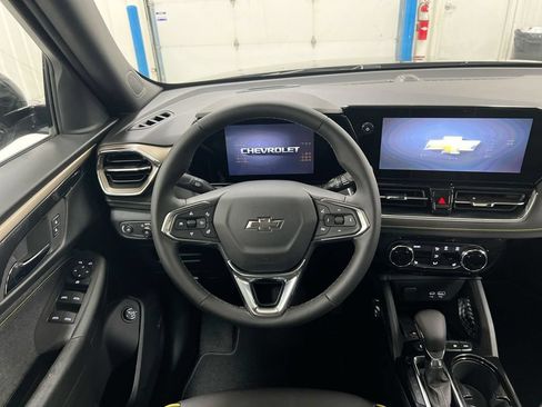 New 2026 Chevrolet TrailBlazer ACTIV w/ Convenience Package AWD/4WD image 11